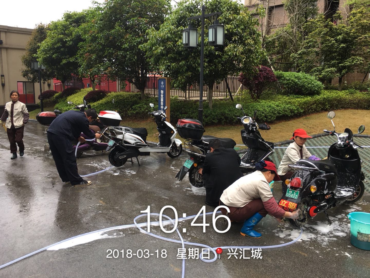 洗電單車3.jpg 洗電單車3.jpg